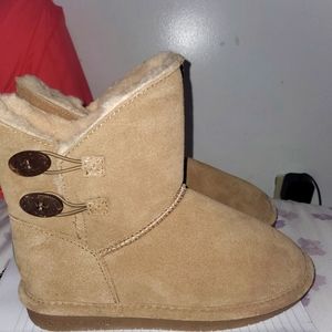Bearpaw size4